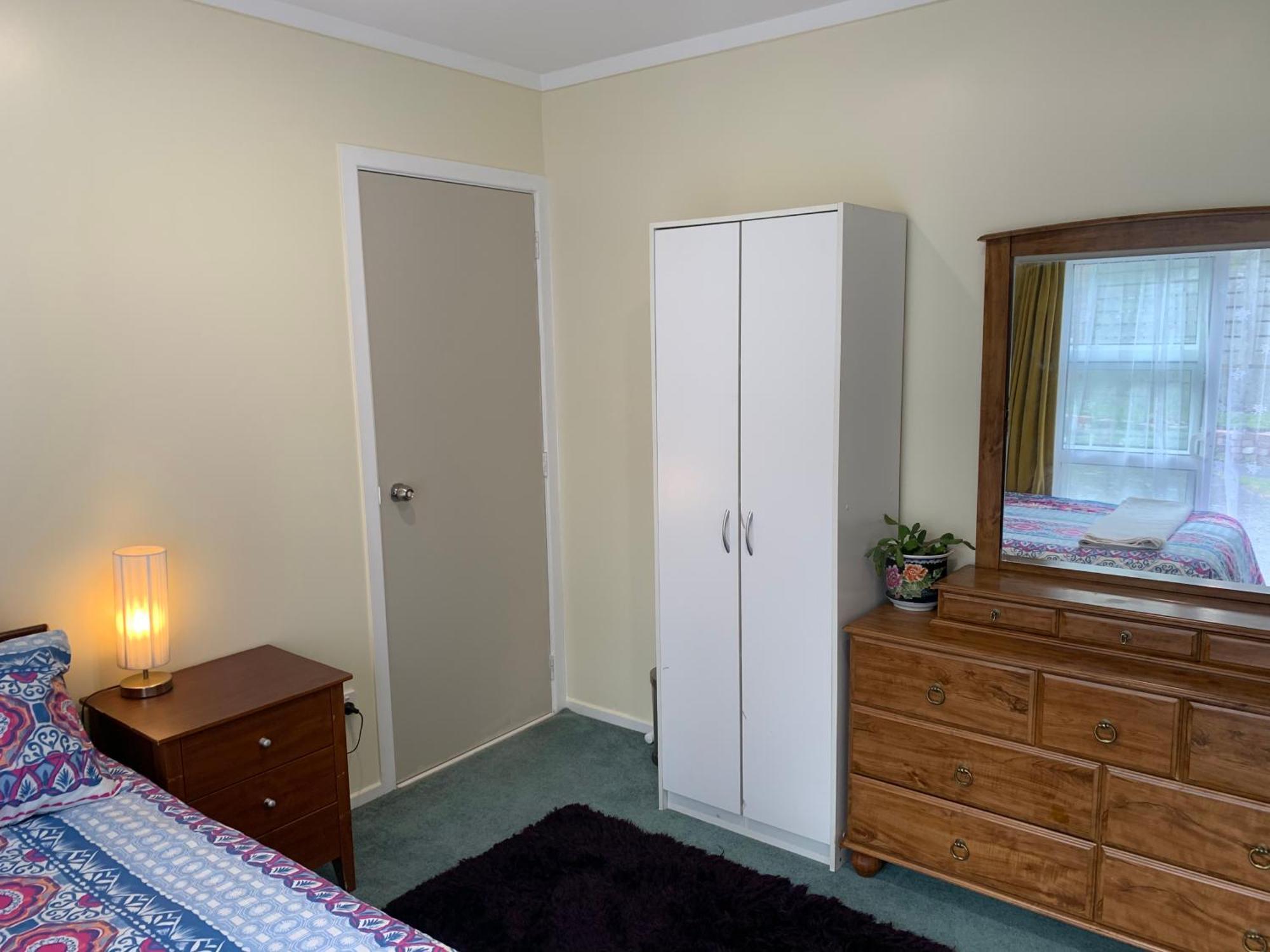 Sunny Holiday Home Wellington Exterior foto